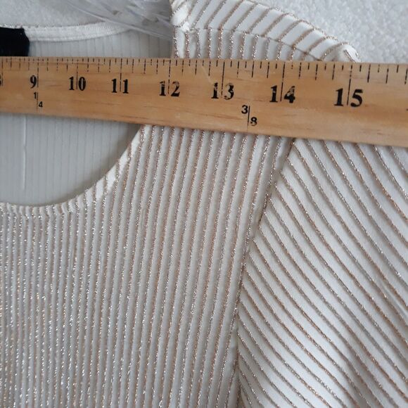 W5 Top Women’s Small Beige Metallic Gold Shimmer Stripes Ruffle Sleeves Festive - Picture 6 of 10